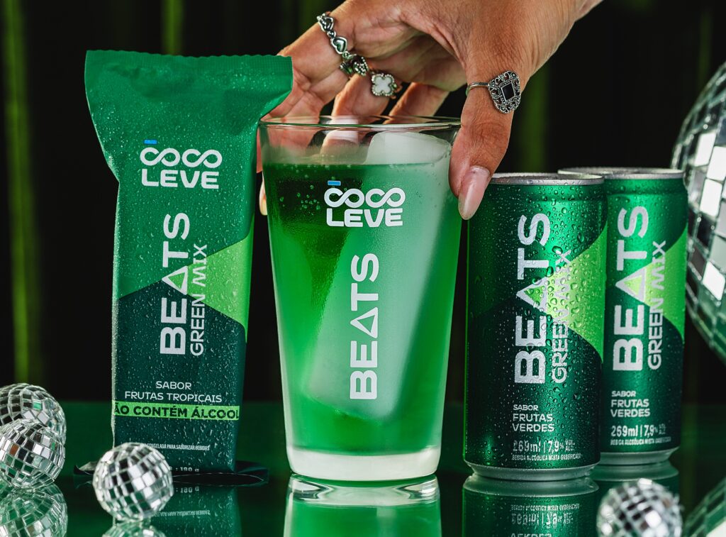 Coco Leve e Beats lançam gelo saborizado para o Green Mix e reforçam parceria que aposta no verão e no Carnaval.