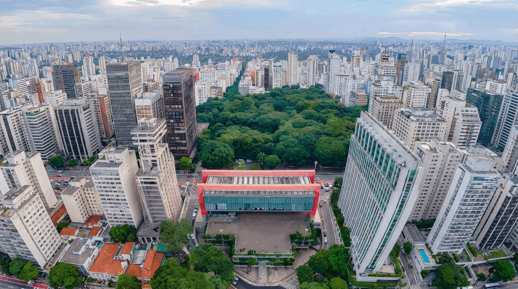 NEOOH leva mídia digital aos Parques da Paulista