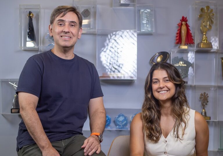 Rodrigo Havro Rodrigues (Vice-presidente Executivo da OpusMúltipla) e Paloma Peixoto (Diretora de Criação da OpusMúltipla). Foto Allyson Berger