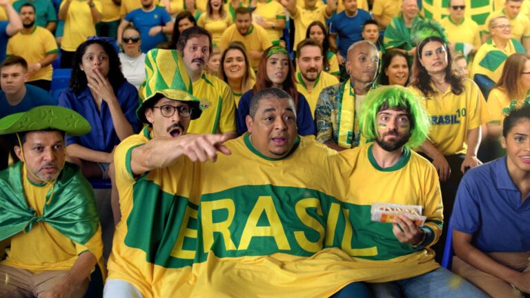 Vampeta protagoniza campanha da Decolar sobre praticidade no planejamento de viagens