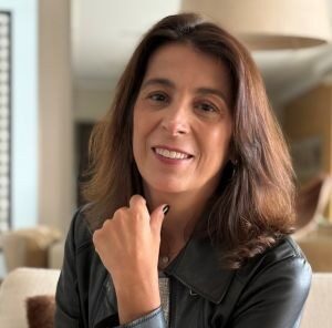 Santa Helena Alimentos anuncia Sabrina Torquato como nova Head de Marketing