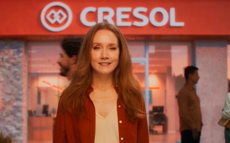 Cresol apresenta campanha “A Vida Coopera” com Camila Morgado
