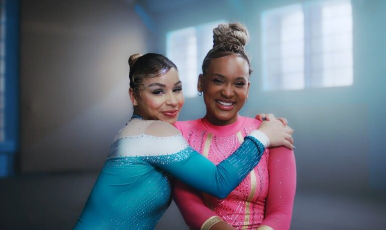 Medalhistas olímpicas Rebeca Andrade e Flávia Saraiva estrelam vídeo especial de “Super Mario Galaxy: O Filme”.