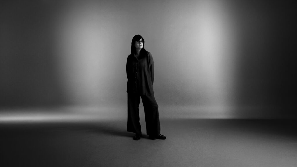 Milena Trindade, da Surreal Hotel Arts, fala sobre liderança, carreira e os desafios de assumir uma visão executiva no audiovisual.