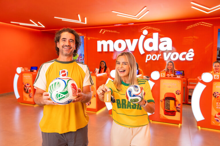 Clientes da Movida ganham bolas Adidas em campanha que celebra a paixão pelo futebol