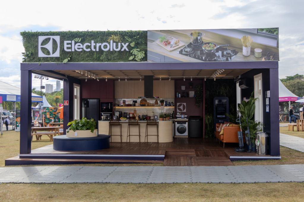 Electrolux comemora 100 anos no Taste São Paulo com experiências sensoriais, chefs convidados e ativações gastronômicas.