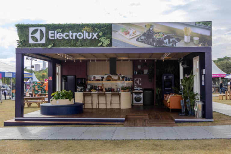 Electrolux comemora 100 anos no Taste São Paulo com experiências sensoriais, chefs convidados e ativações gastronômicas.