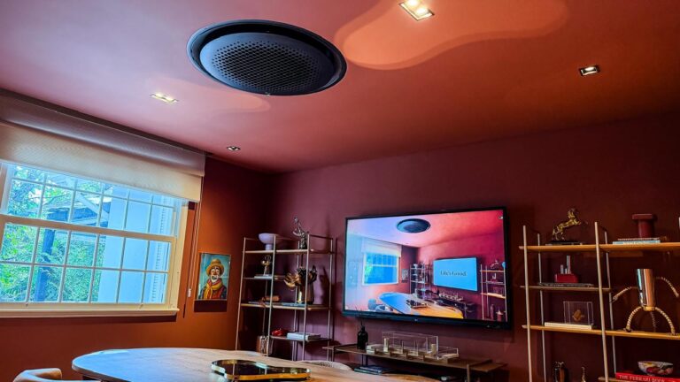 LG Round Cassete Black = a climatização ganha status de peça de design
