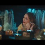 Rock in Rio apresenta campanha inédita que leva os bastidores criativos do festival para uma narrativa inspirada em musicais.
