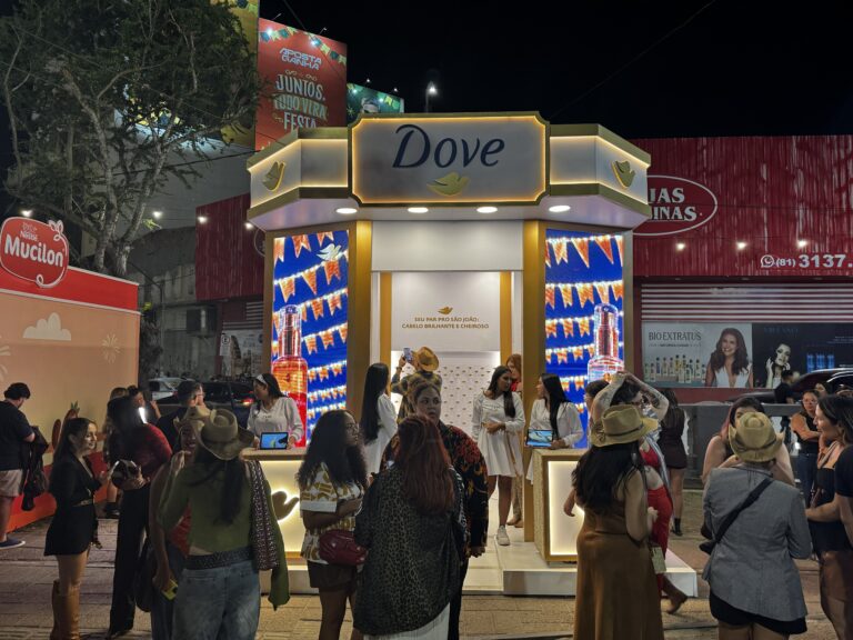 Dove estreia no São João de Caruaru e fortalece conexão com o Nordeste
