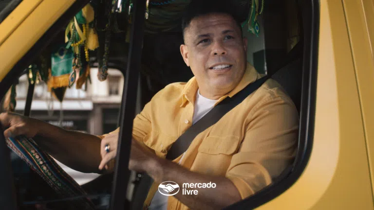 Com Ronaldo e Neymar, Mercado Livre relembra momentos que consolidaram o Brasil como país do futebol