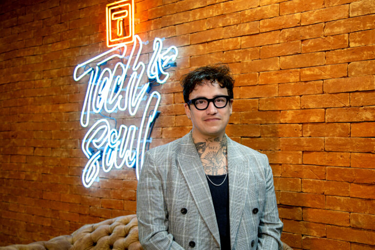 Zim Hernandez retorna à Tech & Soul