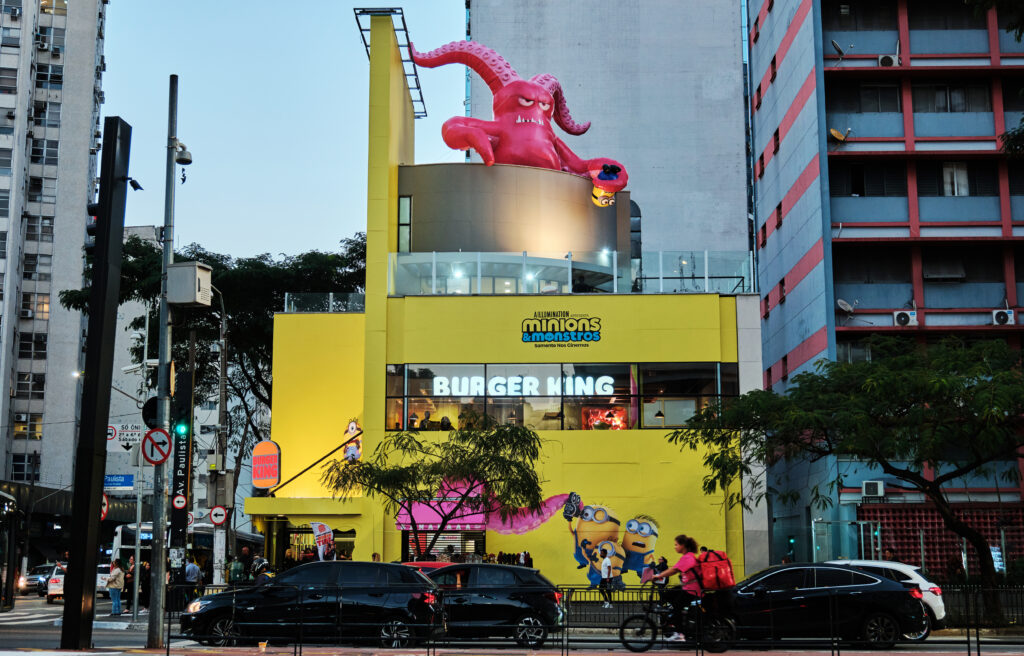 Burger King faz da Avenida Paulista a casa dos Minions