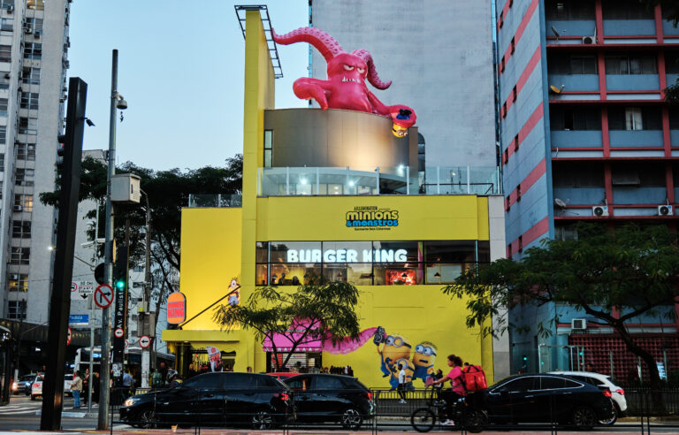 Burger King faz da Avenida Paulista a casa dos Minions