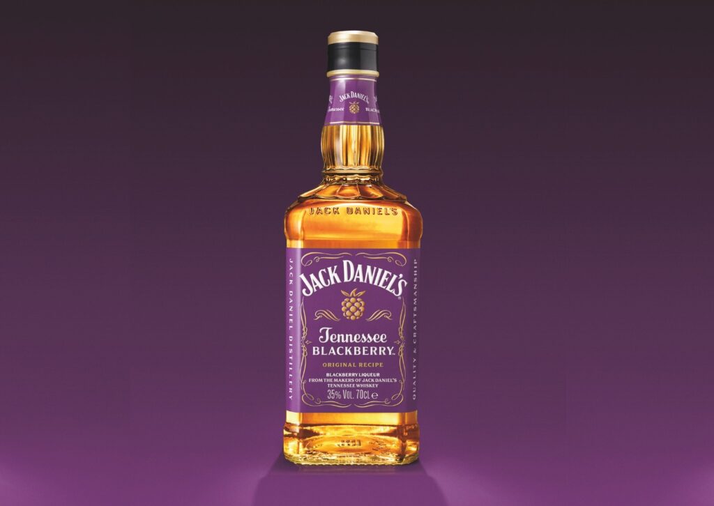 Brown-Forman reforça estratégia de inovação no Brasil e traz Jack Daniel's Tennessee Blackberry ao país