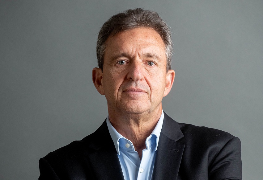 Sergio Buniac deixa Motorola após 30 anos e assume unidade de celulares e IA da Qualcomm