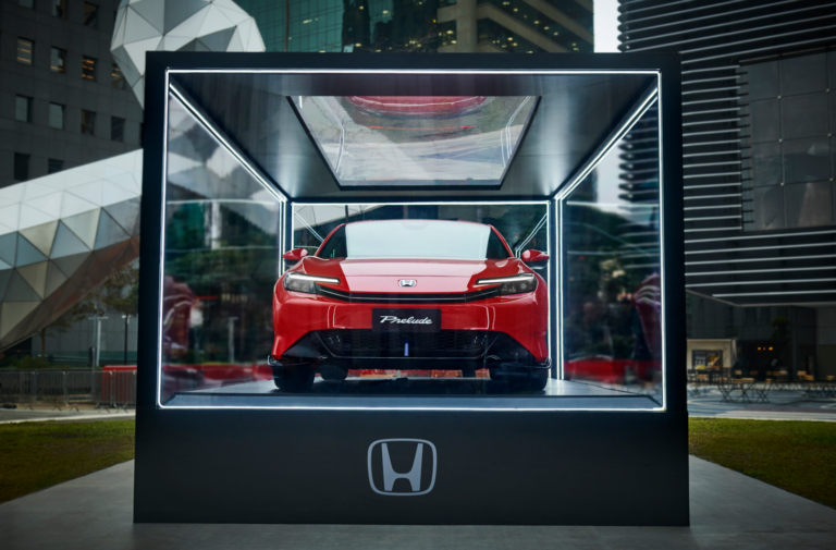 Honda coloca Prelude em caixa gigante em São Paulo