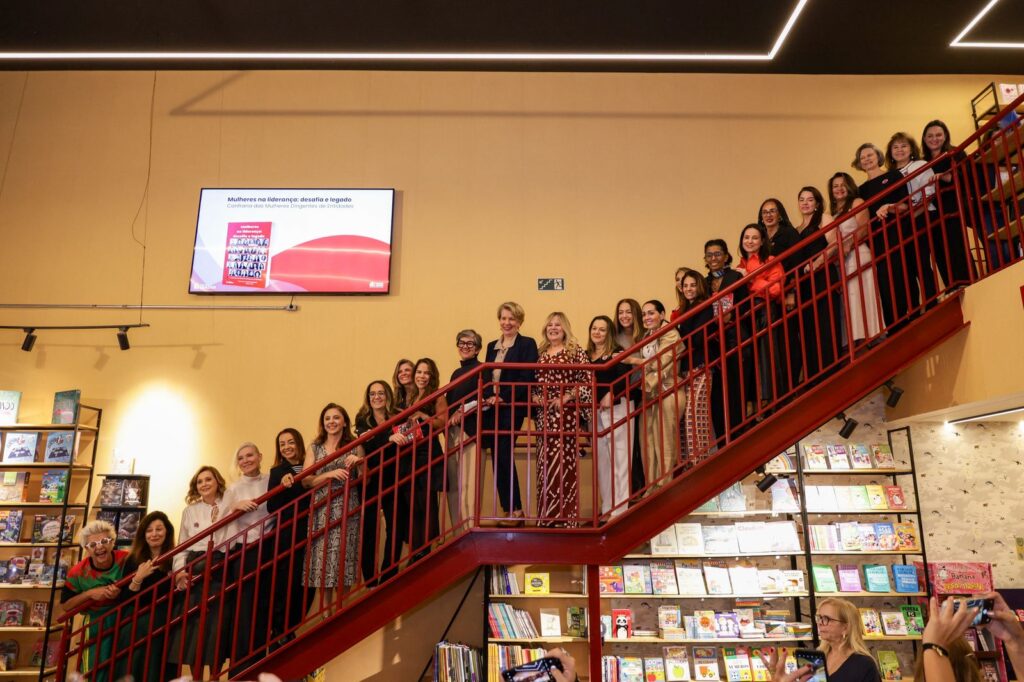 Livro da ABA reúne trajetórias de 29 mulheres à frente de entidades brasileiras
