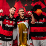 Flamengo vence cinco seguidas e Brahma vai distribuir cerveja grátis à torcida