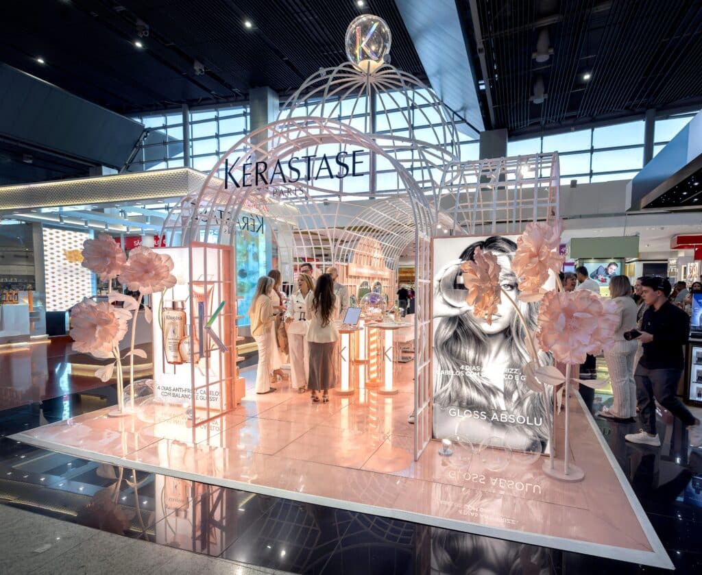 Kérastase cria House of Gloss nos aeroportos de São Paulo e Rio