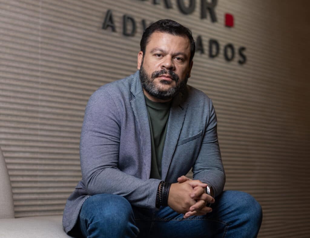 A razão social diz “Advogados” - mas em que negócio está sua marca? Artigo de Igor Caitano