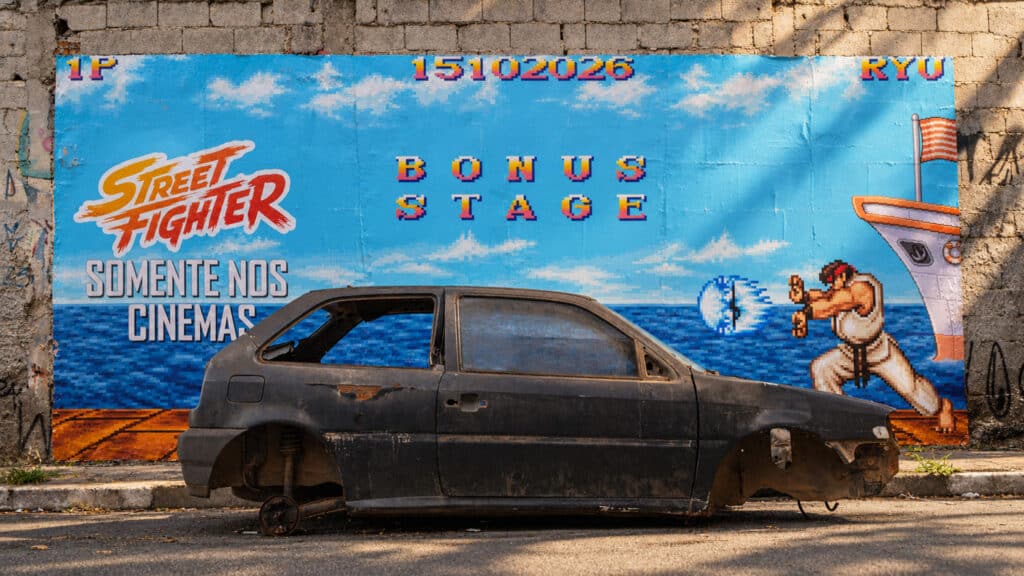 Paramount transforma carros abandonados em mídia para lançamento de Street Fighter