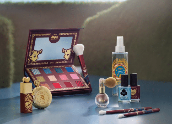 Avon leva Alice no País das Maravilhas para o universo da beleza