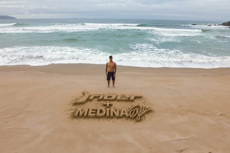 Rider anuncia Gabriel Medina como embaixador global e prepara coleção com surfista