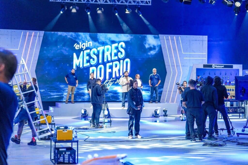Elgin estreia reality show 'Mestres do Frio'