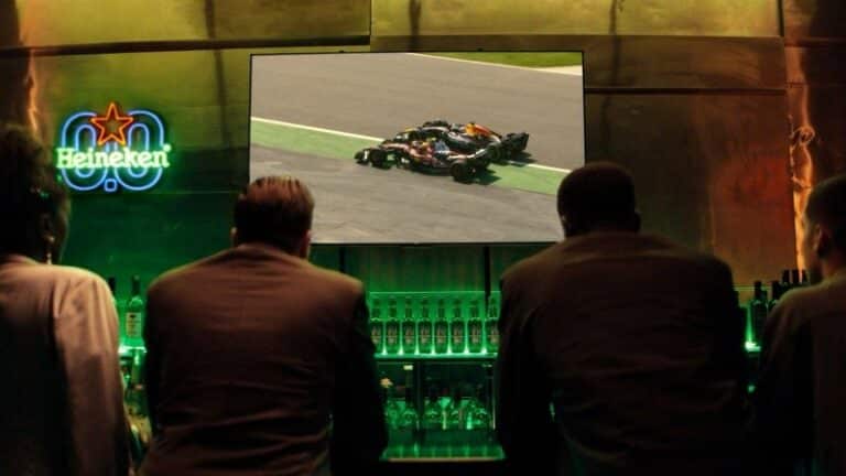 Heineken 0.0 celebra amizades que nascem da paixão pela Fórmula 1 em nova campanha