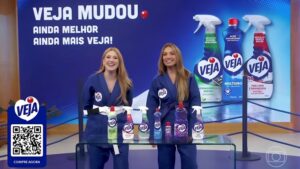 Patrícia Poeta e Dani Calabresa simulam disputa em campanha de Veja